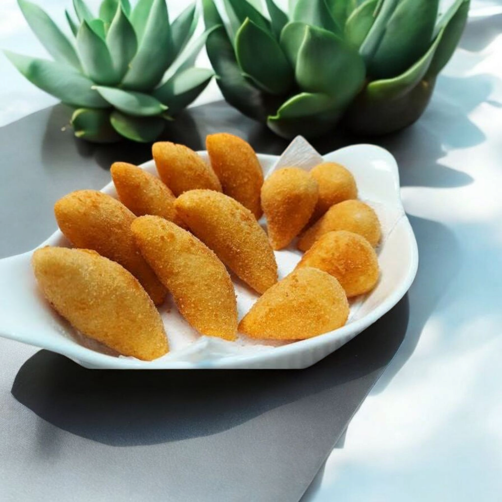 Risoles de queijo e presunto